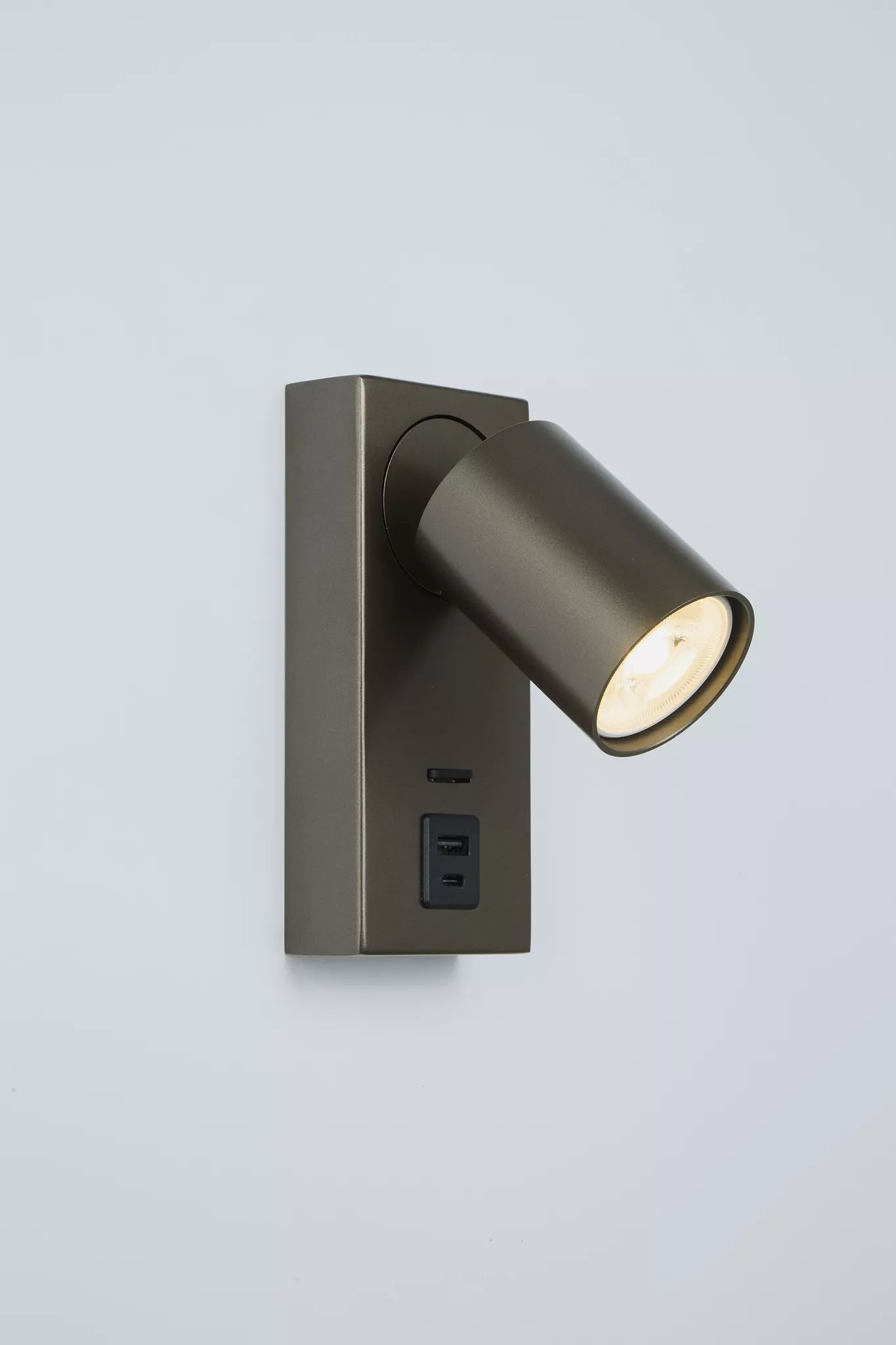 Sieninis šviestuvas SEARCHLIGHT - MOON 1 USB SWITCHED